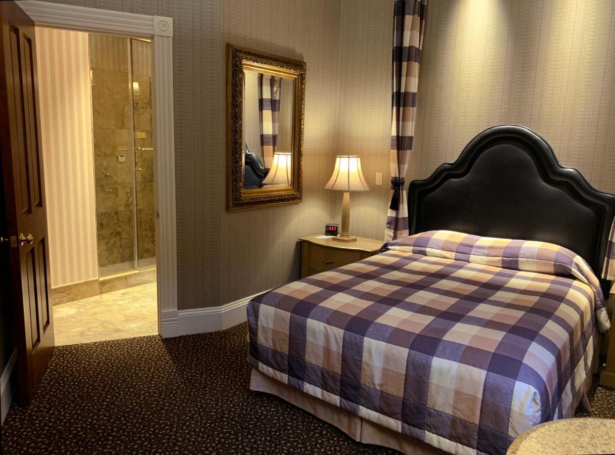 Celebrity Hotel Дедууд Екстериор снимка