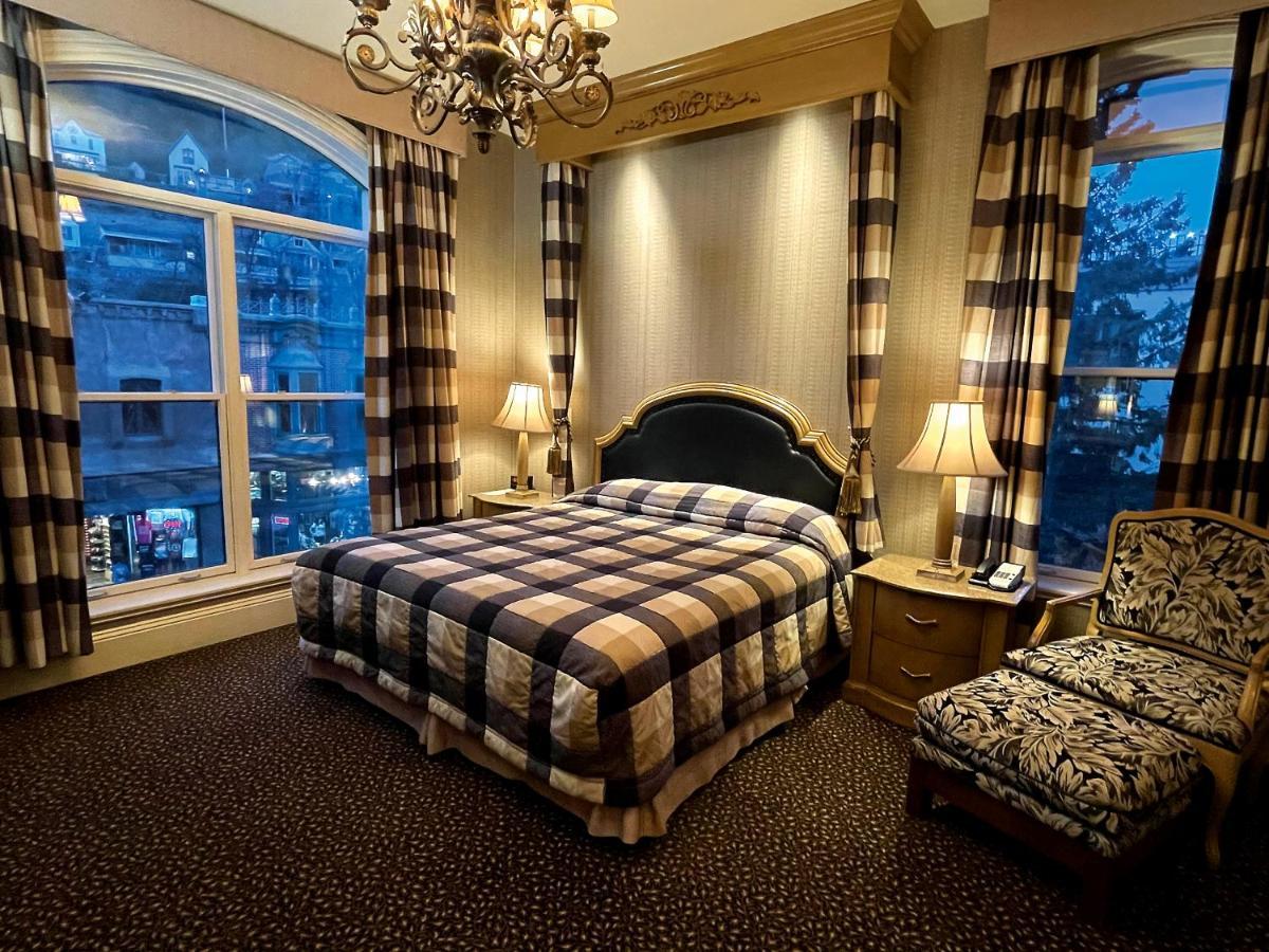 Celebrity Hotel Дедууд Екстериор снимка