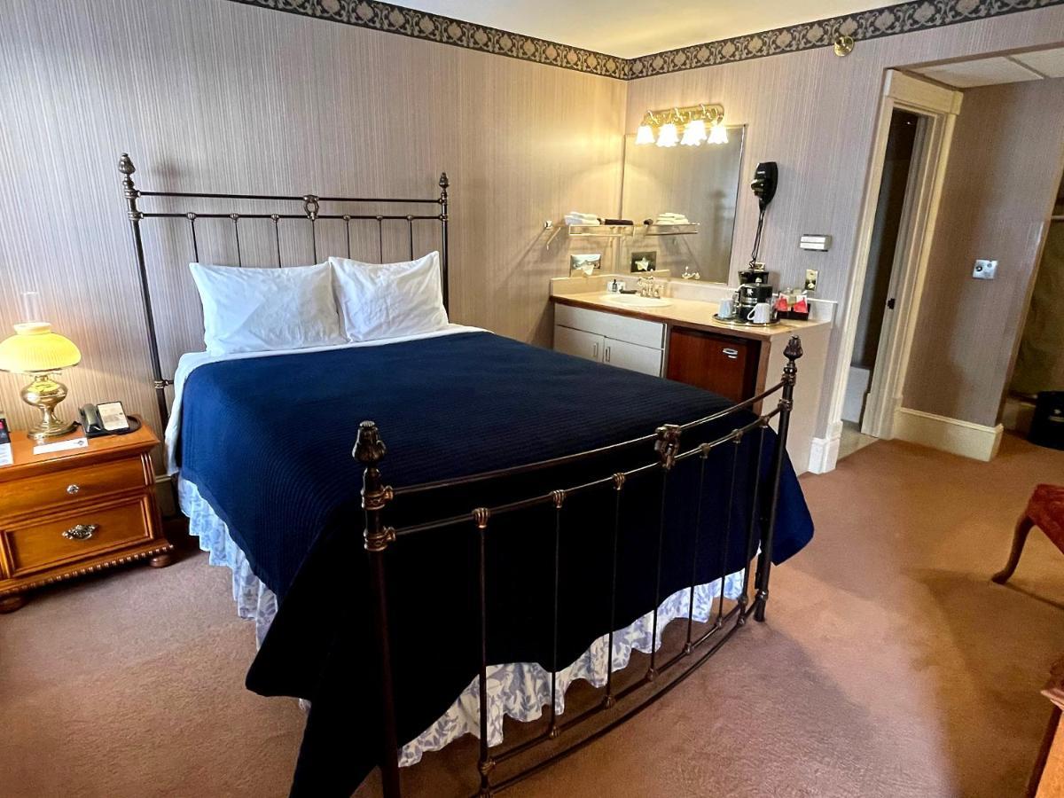 Celebrity Hotel Дедууд Екстериор снимка